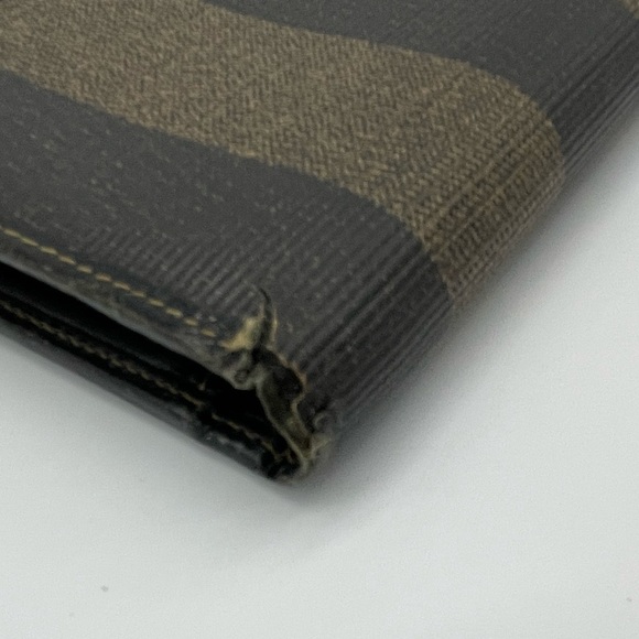 Fendi Pequin Snap Closure and Kisslock Wallet - Picture 16 of 16